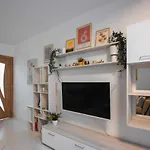 Cozy Studio - Your Home Away From Home By Flat Mаnager