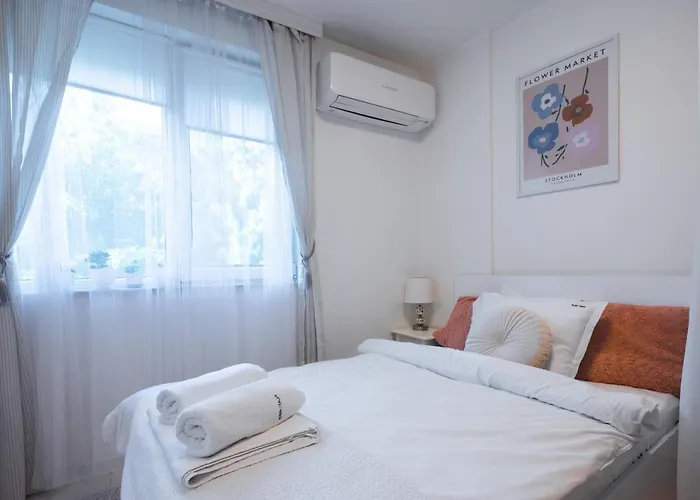 Cozy Studio - Your Home Away From Home By Flat Mаnager